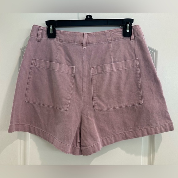 Universal Threads Size 10 Shorts - Picture 2 of 4